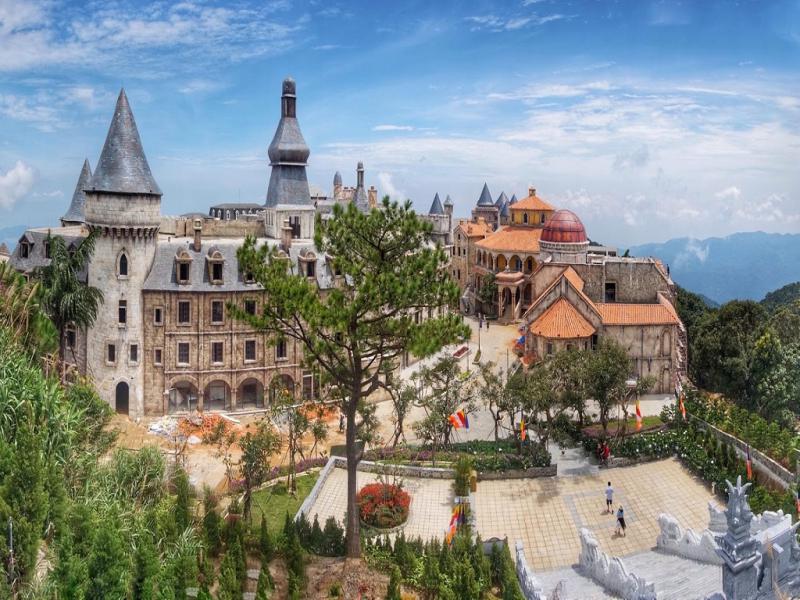 Bana Hills - Fantastic Land Bana Hills - Fantastic Land